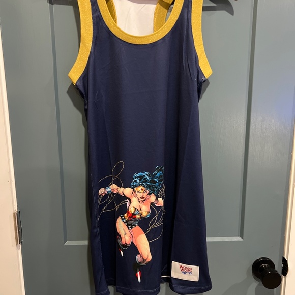NUYU Collection Wonder Woman 75 Jersey Dress Size Women's Small New with Tags - - Picture 2 of 10